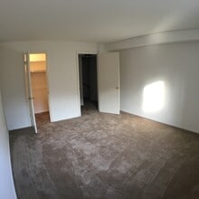 14632 Bauer Dr in Rockville, MD - Building Photo - Building Photo