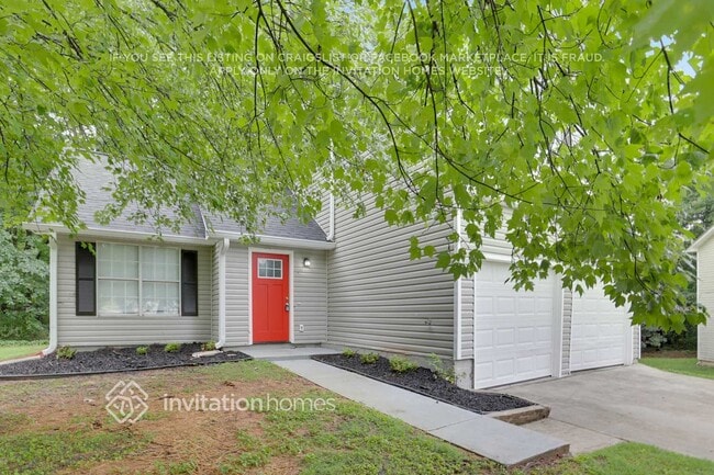 2574 Greenville Way in Decatur, GA - Building Photo - Building Photo