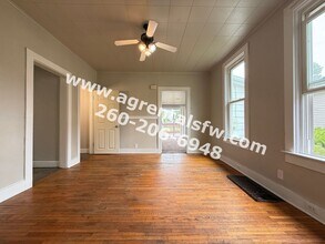 1724 Hillside Ave in Fort Wayne, IN - Building Photo - Building Photo
