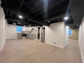 10535 W Spring Green Rd in Hales Corners, WI - Building Photo - Building Photo