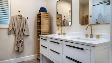 518 Sunshine Dr in Delray Beach, FL - Building Photo - Building Photo