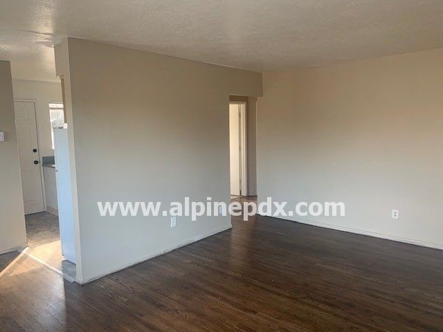 12955 SW Allen Blvd-Unit -1 in Beaverton, OR - Building Photo - Building Photo