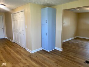 2249 Yandes St in Indianapolis, IN - Building Photo - Building Photo