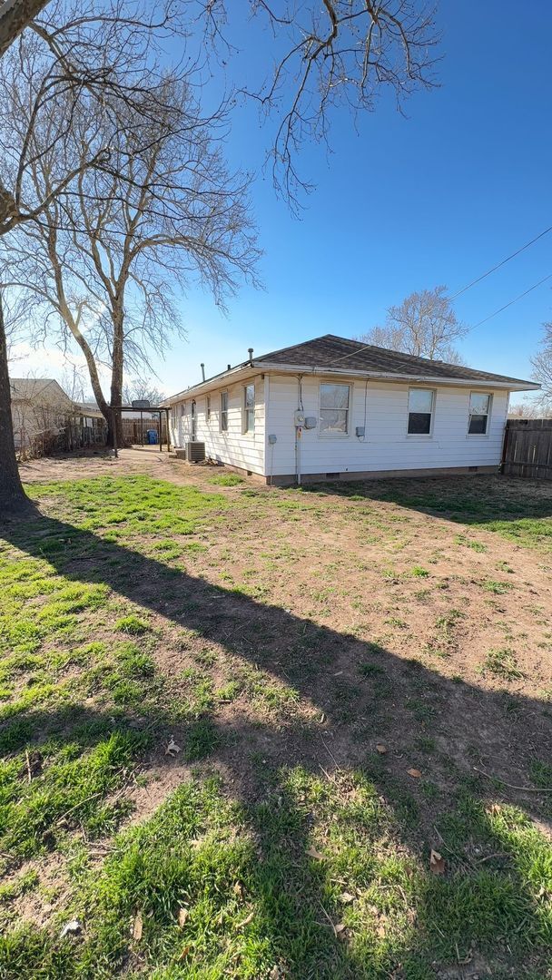 2913 W Longview Dr in Enid, OK - Building Photo - Building Photo