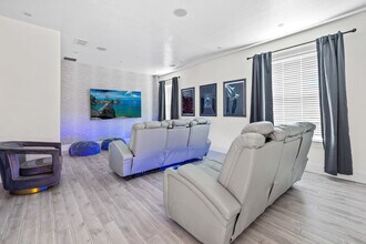 4039 Oakrise Lp in Davenport, FL - Building Photo - Building Photo