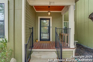 211 Gibson in San Antonio, TX - Building Photo - Building Photo