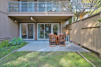 564 Channing Ave in Palo Alto, CA - Building Photo - Building Photo