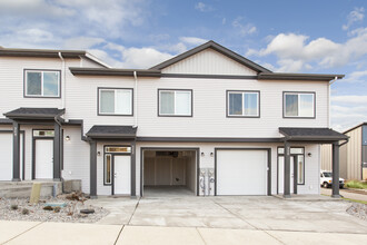 Valley Pointe Townhomes in Spokane Valley, WA - Foto de edificio - Building Photo