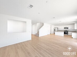 4281 Empressa Cir in Lake Elsinore, CA - Building Photo - Building Photo