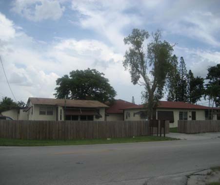 203 NE 3rd St in Hallandale Beach, FL - Building Photo - Building Photo