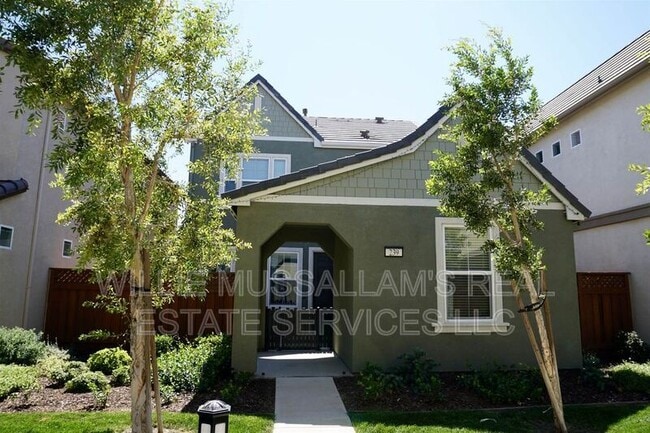 property at 239 W Santa Cruz Way