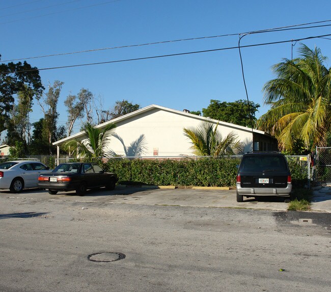 1221 NE 6th Ave in Fort Lauderdale, FL - Building Photo - Building Photo