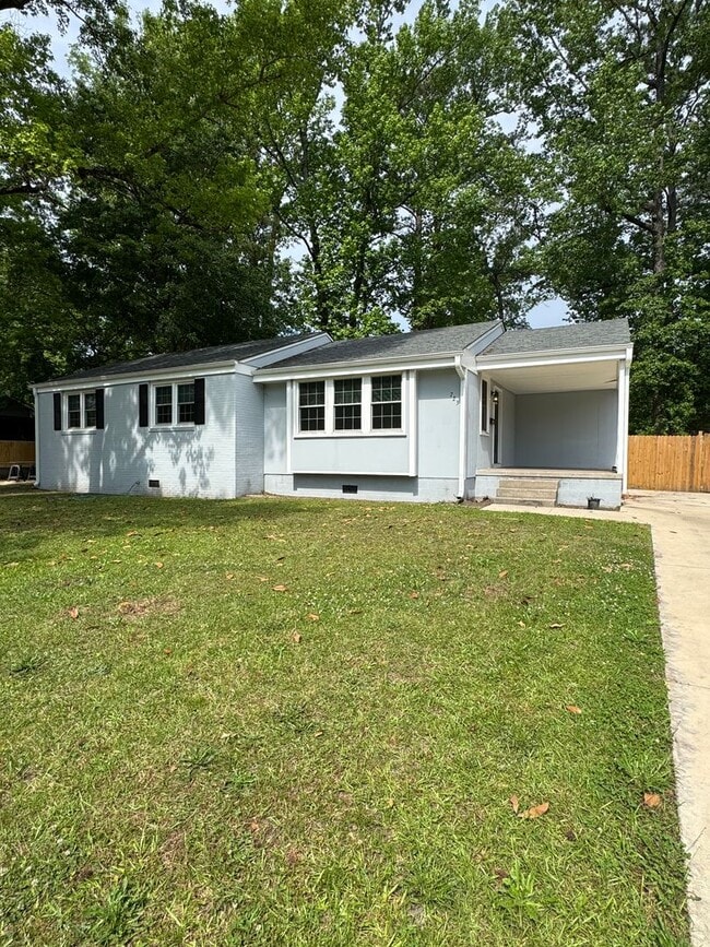 723 Barn St in Jacksonville, NC - Building Photo - Building Photo