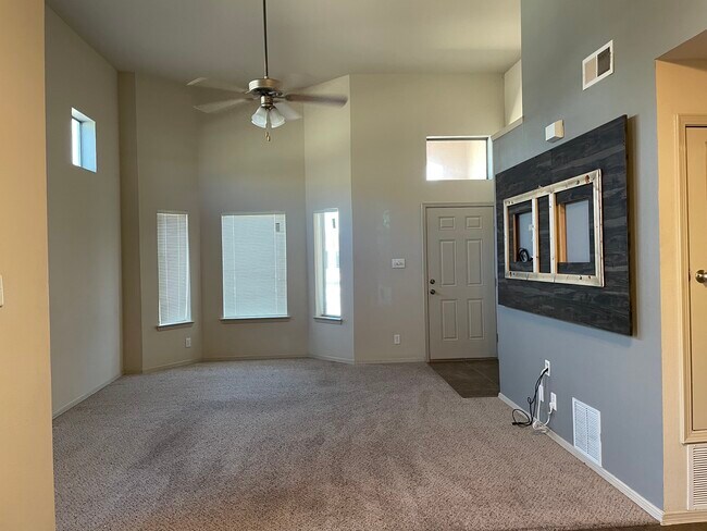 13021 Martin Forman Ct in El Paso, TX - Building Photo - Building Photo