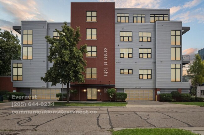 100 N Center St in Royal Oak, MI - Building Photo - Building Photo