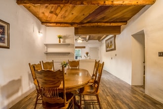 8312 Guadalupe Trail NW in Los Ranchos de Albuquerque, NM - Building Photo - Building Photo