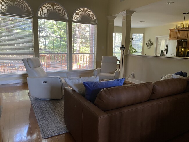 property at 10005 Swan Valley Ln
