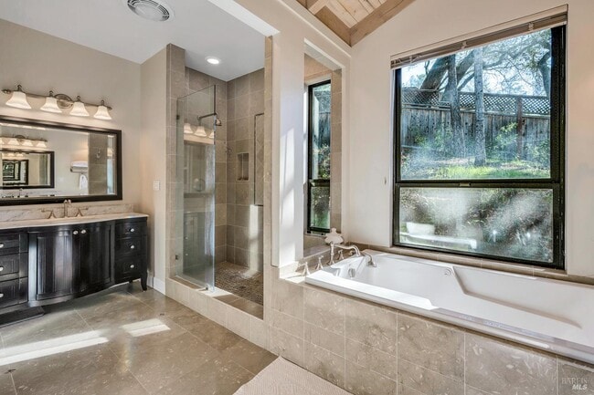 522 Meadowood Ln in St Helena, CA - Building Photo - Building Photo
