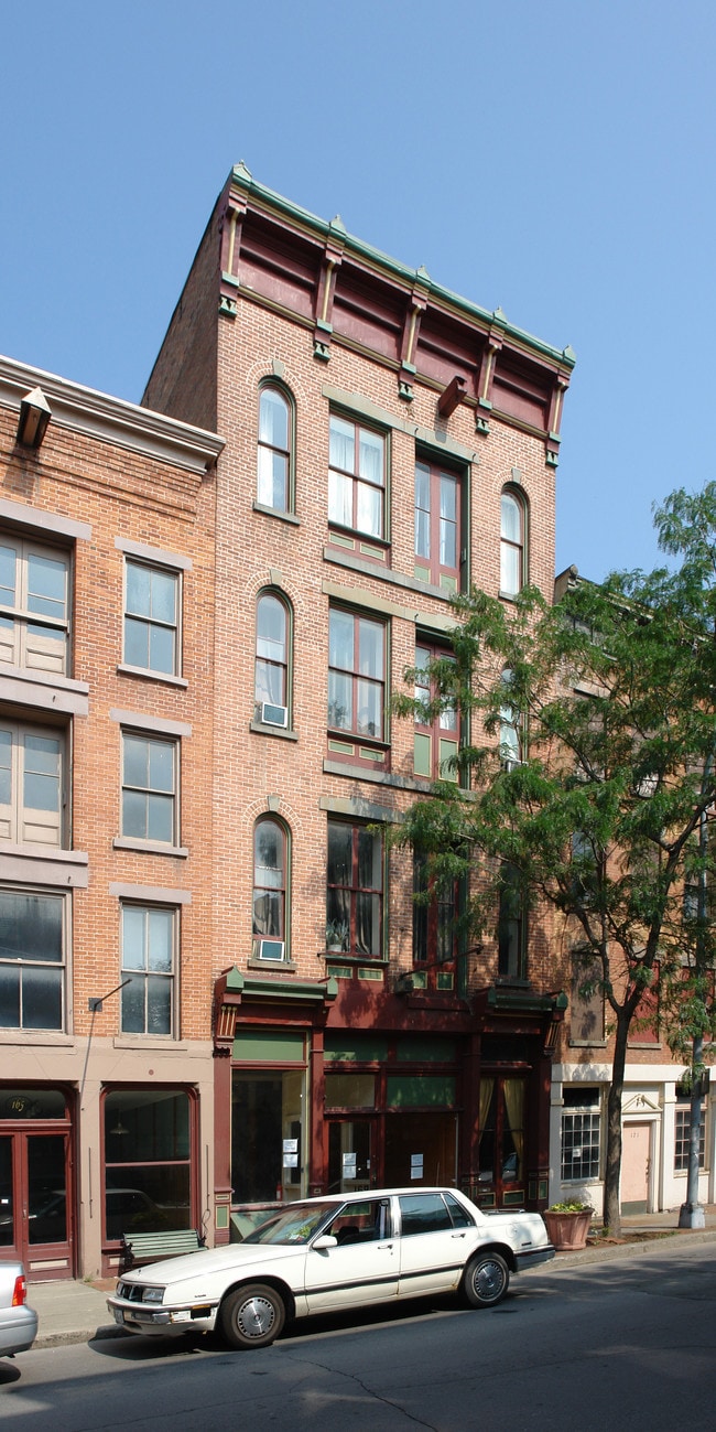 169 River St in Troy, NY - Building Photo - Building Photo