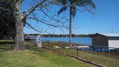 7429 Lake Dr in Belle Isle, FL - Building Photo - Building Photo