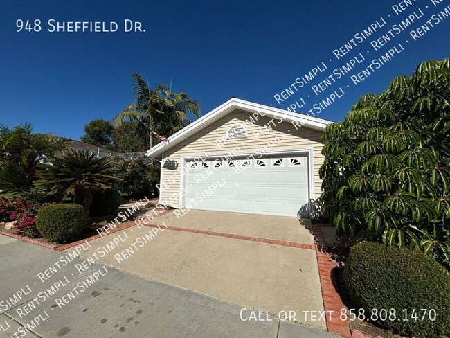 948 Sheffield Dr in Vista, CA - Building Photo - Building Photo