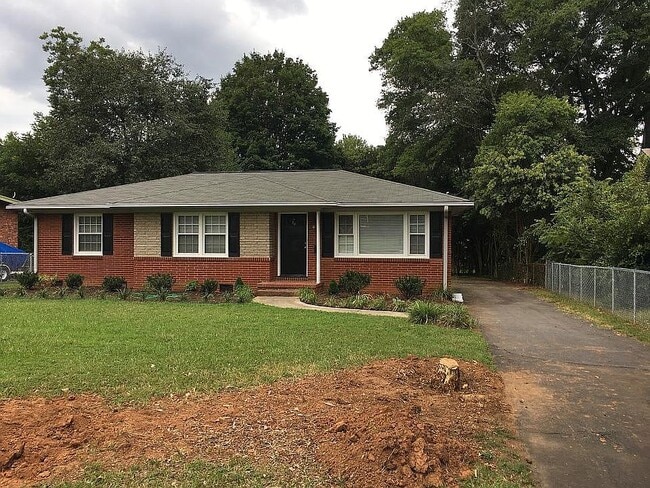property at 1536 Emerywood Dr