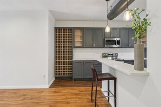 10754 Villager Rd in Dallas, TX - Building Photo - Building Photo