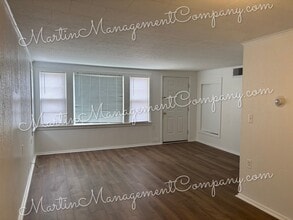 1844 S Beacon Ave in Sedalia, MO - Building Photo - Building Photo