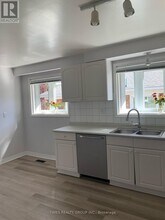 3346 Ivernia Rd in Mississauga, ON - Building Photo - Building Photo