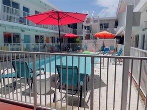 7310 Harding Ave in Miami Beach, FL - Building Photo - Building Photo