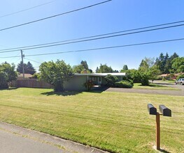 3440 Westward Ho Ave in Eugene, OR - Building Photo - Building Photo