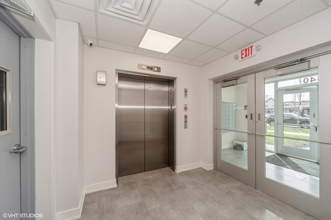 7340 W Irving Park Rd in Norridge, IL - Building Photo - Building Photo