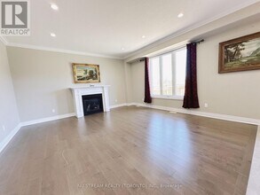 69 Tim Jacobs Dr in Georgina, ON - Building Photo - Building Photo