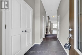 338 Nonius St in Ottawa, ON - Building Photo - Building Photo