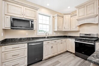 3410 Brodhead Rd in Aliquippa, PA - Building Photo - Building Photo