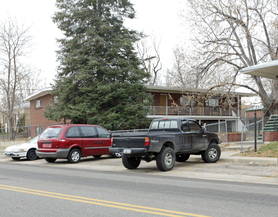 5795 S Bannock St in Littleton, CO - Foto de edificio