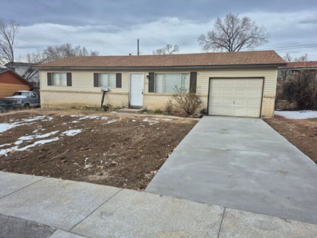 property at 2080 Flintwood Dr