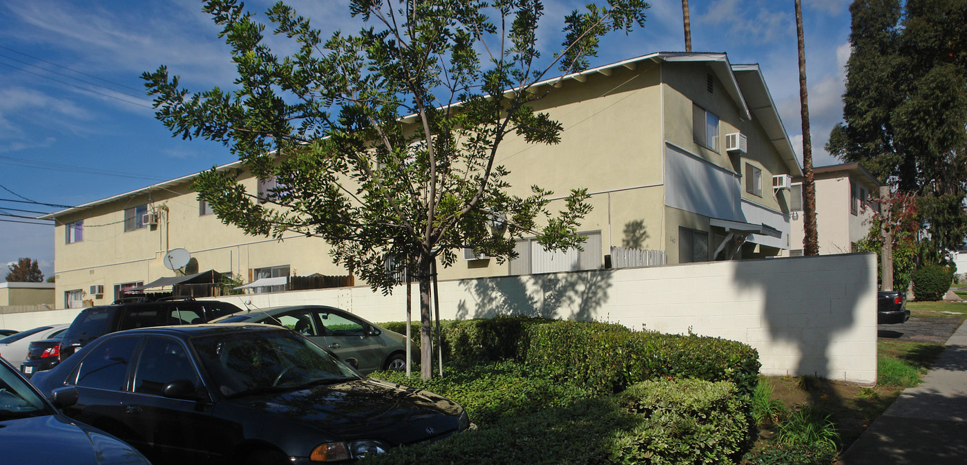 143 N Grandview Ave in Covina, CA - Building Photo