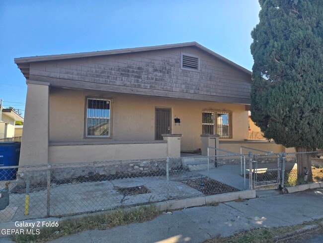 property at 304 Dolan St