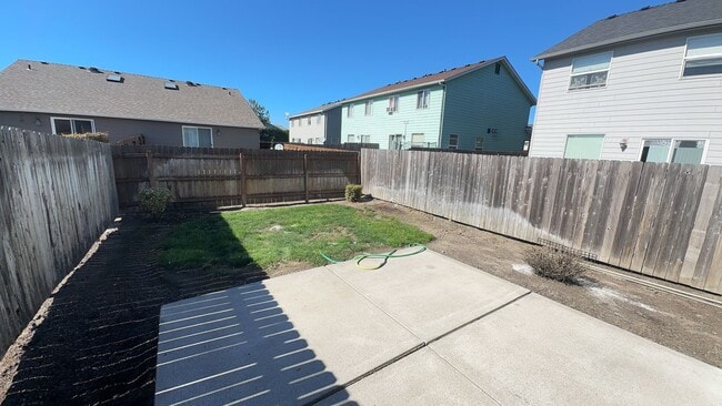 636-638 Ecols St S in Monmouth, OR - Building Photo - Building Photo