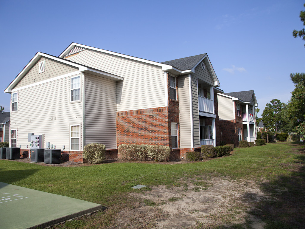 Legion Crossings Apartments Hope Mills, NC Apartments For Rent