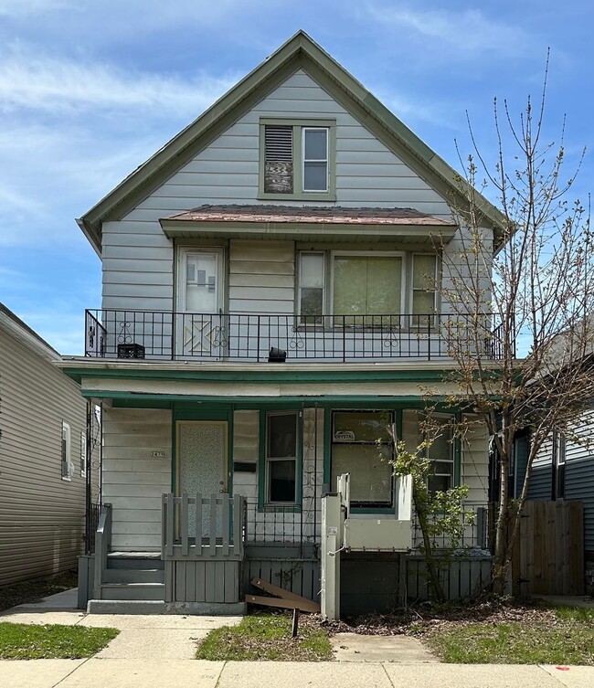 property at 2479 S 9th Pl