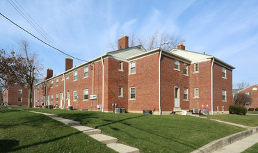 Somerset Square Condominiums in Columbus, OH - Building Photo - Building Photo