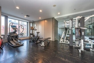 1200 W Georgia St in Vancouver, BC - Building Photo - Building Photo