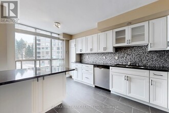 10-2110 Guildwood Pkwy in Toronto, ON - Building Photo - Building Photo