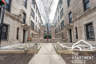 627 W Melrose St, Unit K1 in Chicago, IL - Building Photo - Building Photo