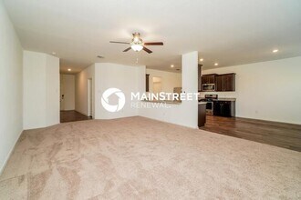 4110 Trail de Paris in Canyon Lake, TX - Building Photo - Building Photo