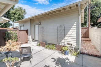 715-712 Ocean View Ave in Monrovia, CA - Building Photo - Building Photo