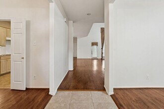 2036 Camelot Dr in Lewisville, TX - Building Photo - Building Photo