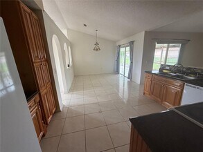330 Baccarat Ct in Kissimmee, FL - Building Photo - Building Photo